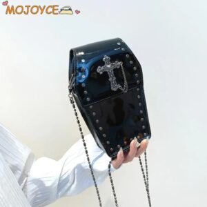 Bolsa Gótica Formato Caixão – PVC Preto com Rebites, Transparente, Crossbody com Corrente – Estilo Punk & Alternativo